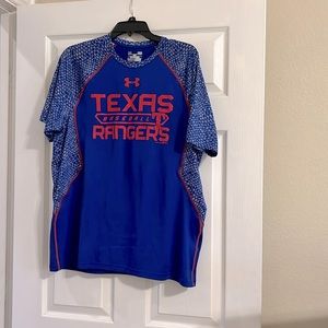 Men’s Under Armour heat gear Texas Rangers shirt.
